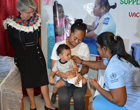 20170908-immunization-photo2